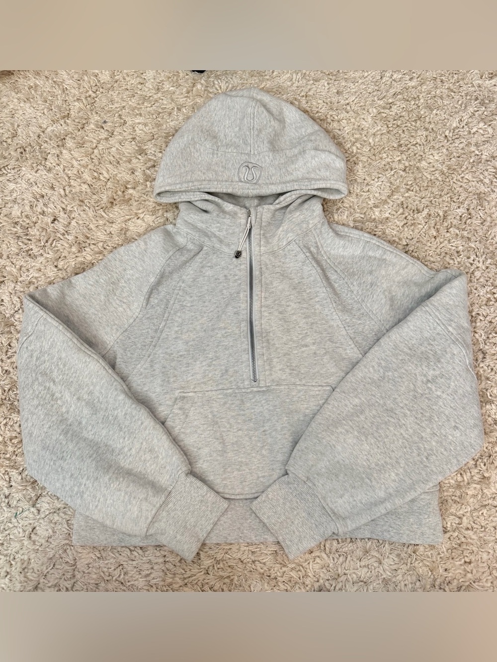 Lululemon cropped gray scuba